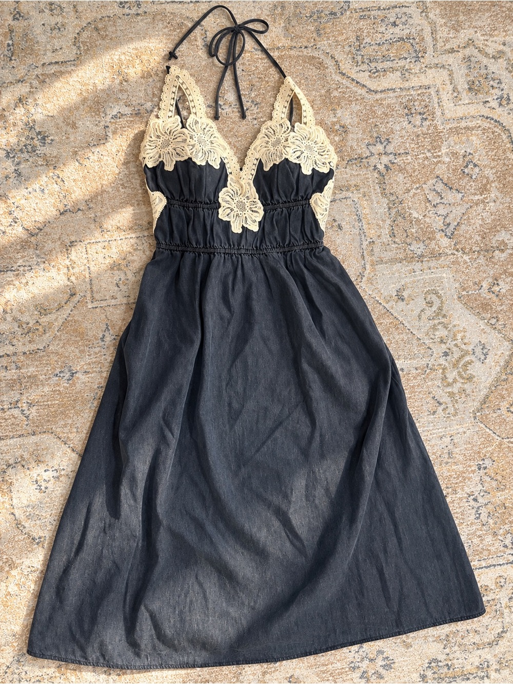 En Saison Natalia Vintage Denim Crochet Trim Shirred Midi Dress Boho Size M